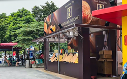 Thị trường bánh Trung thu 2022: Sức mua giảm cực sốc, sạp hàng "vắng như chùa Bà Đanh"