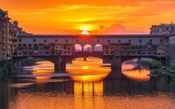 Ponte Vecchio, cây cầu đá lâu đời nhất ở châu Âu