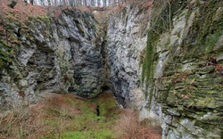Bất ngờ phát hiện hang động nước ngọt có độ sâu nhất thế giới tại Cộng hòa Séc