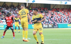 Quang Hải đá vị trí khó tin, sáng cửa đá chính vòng 2 Ligue 2