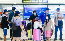 Hàng nghìn người xếp hàng làm thủ tục tại sân bay Nội Bài trong ngày đầu dịp nghỉ lễ 2/9