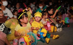 Hội người Việt Nam tại TP.Kitakyushu tổ chức Trung thu cho các cháu thiếu nhi