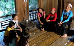 Đến Chiềng Yên nghe nông dân kể chuyện học làm du lịch, đổi thay cuộc sống