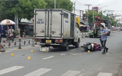 TP.HCM: Điều tra nguyên nhân tử vong của người phụ nữ nằm bất động dưới gầm xe tải