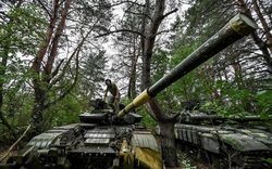 Bộ Quốc phòng Anh: Ukraine chọc thủng phòng tuyến  dọc sông Oskil sẽ đe dọa trung tâm hậu cần của Nga