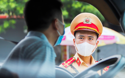 Chủ tịch Hà Nội Trần Sỹ Thanh: Nghiêm cấm cán bộ, công chức can thiệp xử lý vi phạm giao thông