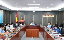 Phó Thủ tướng Thường trực Phạm Bình Minh ký Nghị định quy định nhiệm vụ, cơ cấu tổ chức của Ủy ban Dân tộc