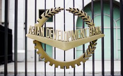 ADB giữ nguyên dự báo kinh tế Việt Nam tăng trưởng 6,5%, lạm phát 3,8%