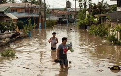 Tổng thống Philippines ra lệnh viện trợ cho các khu vực bị bão Noru ảnh hưởng, ghi nhận 5 nhân viên cứu hộ thiệt mạng