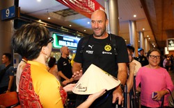 Huyền thoại Borussia Dortmund đến Việt Nam đối đầu với Văn Quyến - Công Vinh