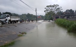 Hoà Bình: Đi đám tang, người đàn ông ngã xuống ngầm tràn tử vong