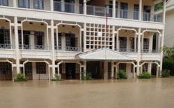 Trường học ở Sơn La ngập trong bùn nước trước ngày khai giảng