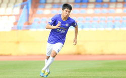 Nguyễn Văn Vĩ có hành động cực tinh tế trong trận đại thắng "5 sao" của CLB Hà Nội