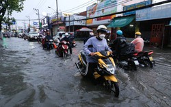 Nhìn lại hơn 1 năm TP.HCM thực hiện chính quyền đô thị (bài 2): "Chiếc áo" cơ chế pháp lý quá chật