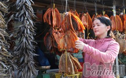 Cần Thơ: Chủ cơ sở khô cá xinh đẹp tiết lộ bán 700 - 800kg khô cá lóc, cá chạch dịp Tết