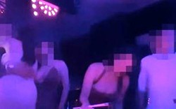 Phát hiện nhiều nữ tiếp viên nữ múa thoát y phục vụ khách trong quán karaoke