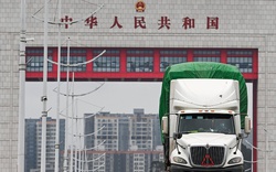 

Trung Quốc dừng thông quan hàng hóa tại cửa khẩu dịp Tết