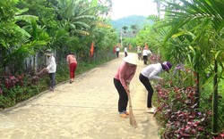 Quảng Nam: Nông dân Quế Sơn làm đẹp cho những con đường nông thôn mới