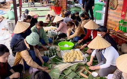 Video: Hàng ngàn người lên chùa cùng gói vạn bánh chưng xanh tặng các hoàn cảnh khó khăn