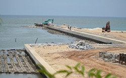 Thừa Thiên Huế: Dự án cảng cá 148 tỷ đồng chậm tiến độ kéo dài, ngư dân lo lắng