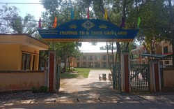 Phòng học tiền tỷ ở huyện Na Rì (Bắc Kạn) mới bàn giao đã nứt nẻ
