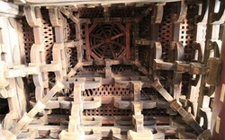 Bí ẩn chùa Bảo Quốc nghìn tuổi "chim không đậu, gỗ không mọt"