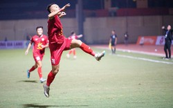 Ghi bàn ở vòng 1 V.League, Vũ Quang Nam "gỡ điểm" cho... HLV Troussier 