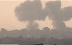 Israel tấn công hơn 300 mục tiêu ở Gaza làm chết hàng chục người Palestine