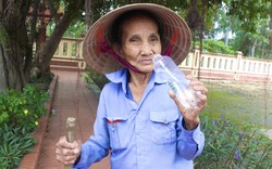 Người phụ nữ tình nguyện canh nghĩa trang, hơn 50 năm không ăn ở Quảng Bình
