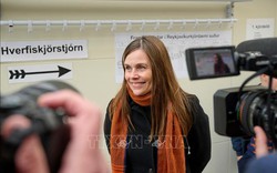 Nữ Thủ tướng Iceland tham gia cuộc đình công vì bình đẳng giới