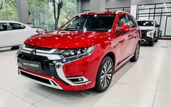 Giá xe Mitsubishi Outlander tháng 11/2023: Ưu đãi sâu đấu Honda CR-V, Mazda CX-5