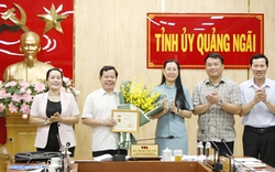 Chủ tịch UBND tỉnh Quảng Ngãi được trao Kỷ niệm chương "Vì sự nghiệp Đại đoàn kết dân tộc"
