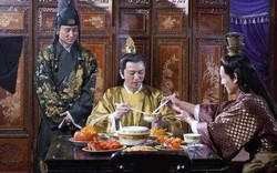 Mỗi bữa ăn của hoàng đế nhà Thanh phải trải qua mấy công đoạn?