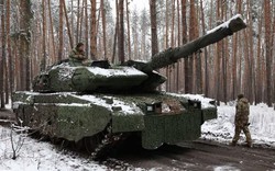 Video: Hi hữu phi công Nga vô tình phá hủy xe tăng của nước mình