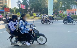 Hà Nội: Nhiều học sinh "đầu trần" khi tham gia giao thông bằng xe máy, xe điện