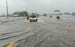 Từ ngày mai (25/11), khu vực Trung Bộ sẽ "hứng" mưa cực lớn, có nơi lên tới 600mm