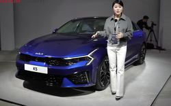Người đẹp trải nghiệm KIA K5 2024, cải tiến gì đấu Toyota Camry?