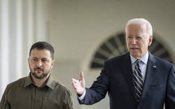 TT Biden bất ngờ mời ông Zelensky đến thăm Nhà Trắng sau khi gói viện trợ cho Ukraine bị chặn