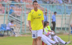 Cựu hậu vệ SLNA và U19 Việt Nam xuống hạng Nhì, khoác áo Kon Tum