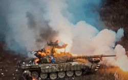 Tin nóng tiền tuyến: Ukraine phục kích tiêu diệt đoàn xe thiết giáp Nga trong rừng Synkivka ở Kupiansk