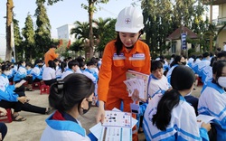 PC Đắk Nông đẩy mạnh tuyên truyền tiết kiệm điện, an toàn điện trong trường học