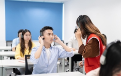 Phụ huynh đổ xô cho con học và thi IELTS: Nên xem là cơ hội thay vì áp lực