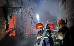 TT-Huế: Thông qua nghị quyết trợ giúp hàng trăm tiểu thương bị thiệt hại do cháy chợ Khe Tre 
