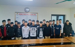 Bất ngờ với trò làm dấu để tránh đánh nhầm nhau của nhóm thanh thiếu niên ở Hà Nội