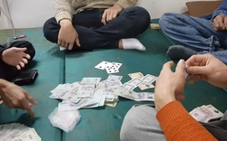 Khởi tố 4 cán bộ Chi cục dự trữ Nhà nước huyện Hà Trung về hành vi đánh bạc