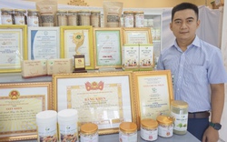 Một cán bộ Đoàn ở Quảng Nam đổi đời nhờ rang xay mấy thứ hạt ngon này thành bột dinh dưỡng