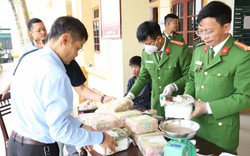 Hà Tĩnh: Bắt giữ 2 đối tượng vận chuyển 31 kg ma túy trong 2 bao tải giấu bên đường
