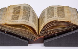 Sắp bán đấu giá cuốn Kinh Thánh Do Thái cổ nhất thế giới 