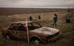 Ba Lan tiến hành "chiến dịch bí mật" ở Ukraine