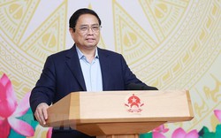 Thủ tướng Phạm Minh Chính: Ngoài chuyển đổi số, cần nắm bắt công nghệ mới AI, Blockchain, ChatGPT 